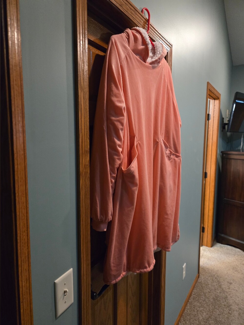 Plush Hooded Lounge Poncho in Soft Pink - Picture 9 of 16